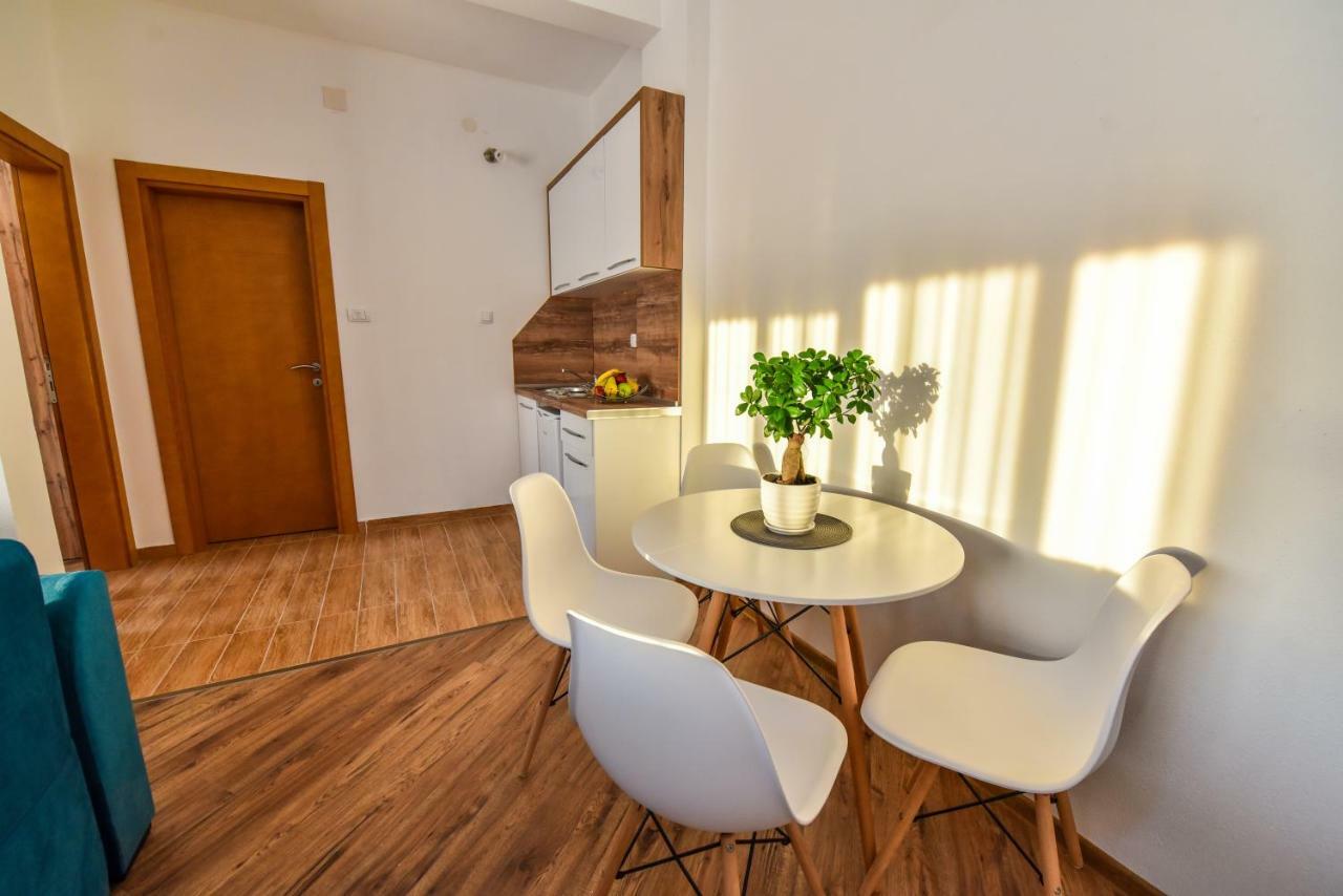 Dragovoja Lux Apartments & Rooms Ulcinj Eksteriør bilde